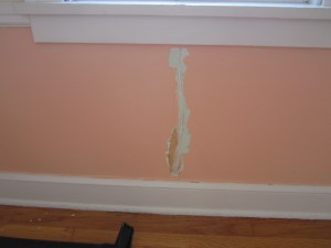 1 - Opening and clearing cracks in the plaster.